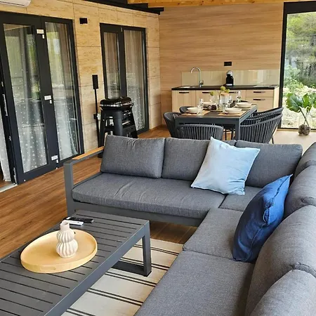 Shining Sea By Interhome